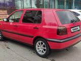 Volkswagen Golf 1995 года за 1 700 000 тг. в Тараз – фото 2