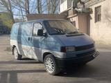 Volkswagen Transporter 1994 годаүшін2 100 000 тг. в Караганда