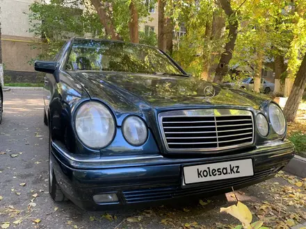 Mercedes-Benz E 230 1995 года за 2 400 000 тг. в Тараз