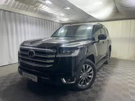 Toyota Land Cruiser Premium 2023 года за 50 700 000 тг. в Алматы