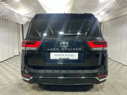 Toyota Land Cruiser Premium 2023 года за 50 700 000 тг. в Алматы – фото 4