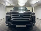 Toyota Land Cruiser Premium 2023 года за 50 700 000 тг. в Алматы – фото 5