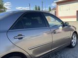 Toyota Camry 2004 года за 5 000 000 тг. в Сатпаев – фото 4