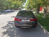 BMW 540 2018 года за 17 500 000 тг. в Шымкент – фото 4