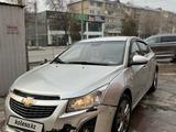 Chevrolet Cruze 2014 года за 2 500 000 тг. в Шымкент – фото 2