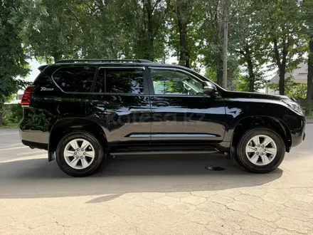Toyota Land Cruiser Prado 2022 года за 24 200 000 тг. в Алматы – фото 6