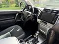 Toyota Land Cruiser Prado 2022 года за 24 200 000 тг. в Алматы – фото 21