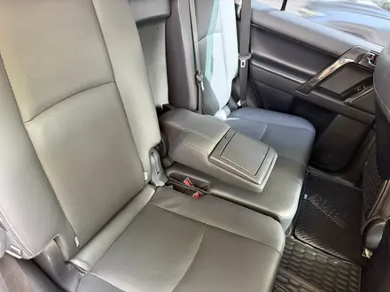Toyota Land Cruiser Prado 2022 года за 24 200 000 тг. в Алматы – фото 24