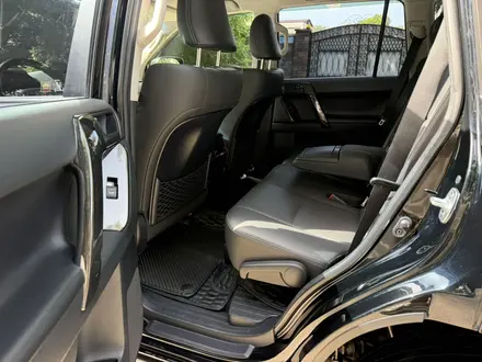 Toyota Land Cruiser Prado 2022 года за 24 200 000 тг. в Алматы – фото 30