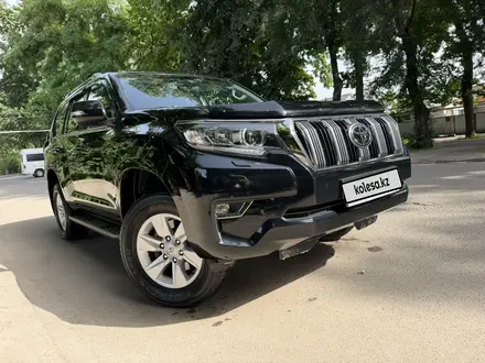 Toyota Land Cruiser Prado 2022 года за 24 200 000 тг. в Алматы – фото 2