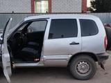 Chevrolet Niva 2007 годаүшін1 500 000 тг. в Актобе – фото 3