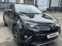 Toyota RAV4 2018 годаfor13 000 000 тг. в Усть-Каменогорск
