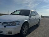 Toyota Camry 1999 годаүшін2 500 000 тг. в Актау – фото 2