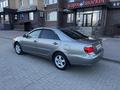 Toyota Camry 2005 годаүшін5 600 000 тг. в Актобе – фото 3