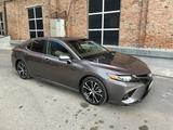 Toyota Camry 2019 года за 13 000 000 тг. в Усть-Каменогорск – фото 4