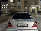 Mercedes-Benz C 180 1997 годаfor2 850 000 тг. в Актау – фото 4