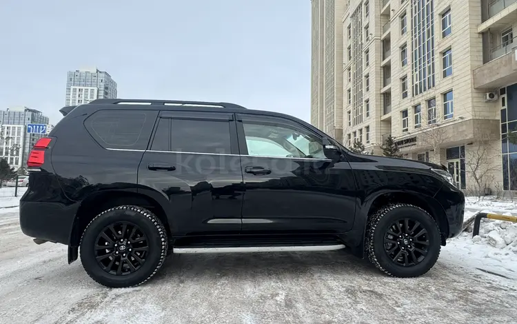 Toyota Land Cruiser Prado 2020 года за 35 000 000 тг. в Астана