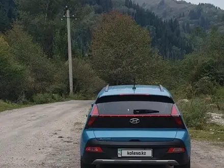 Hyundai Bayon 2023 года за 6 800 000 тг. в Алматы – фото 4