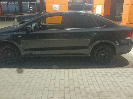 Volkswagen Polo 2013 года за 3 500 000 тг. в Актобе – фото 5