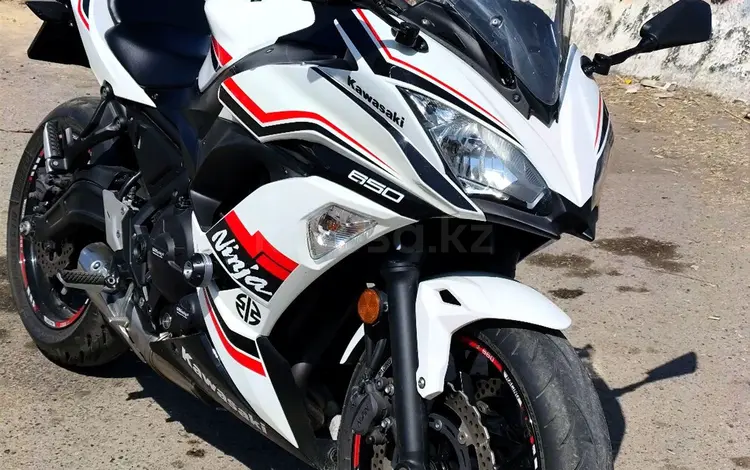 Kawasaki  Ninja 650 2017 года за 3 900 000 тг. в Алматы