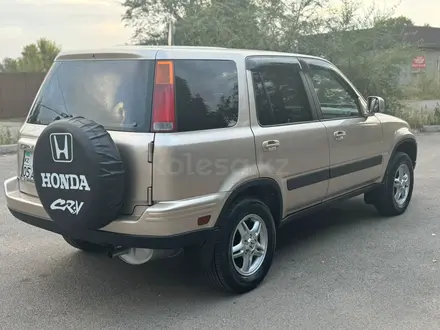 Honda CR-V 2001 года за 4 900 000 тг. в Алматы – фото 41