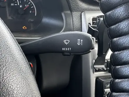ВАЗ (Lada) Priora 2170 2013 года за 1 900 000 тг. в Атырау – фото 16