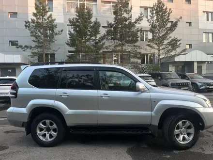 Toyota Land Cruiser Prado 2007 года за 10 000 000 тг. в Петропавловск – фото 2