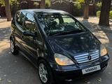 Mercedes-Benz A 190 2001 годаүшін2 500 000 тг. в Алматы