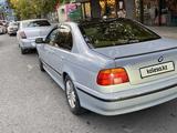 BMW 528 1997 года за 2 700 000 тг. в Шымкент