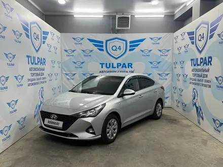 Hyundai Solaris 2021 года за 9 000 000 тг. в Тараз – фото 2