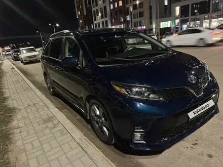 Toyota Sienna 2013 года за 13 900 000 тг. в Астана – фото 8