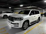 Toyota Land Cruiser 2017 годаүшін37 300 000 тг. в Алматы – фото 4