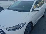 Hyundai Elantra 2018 года за 5 600 000 тг. в Костанай – фото 2