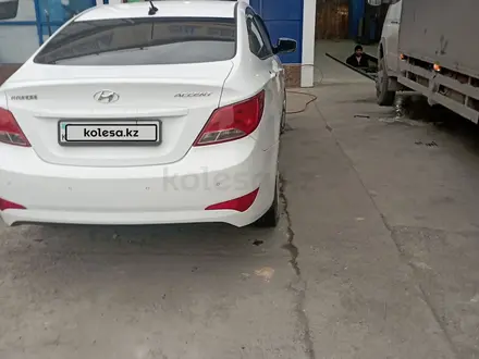 Hyundai Accent 2014 года за 6 000 000 тг. в Шымкент – фото 2