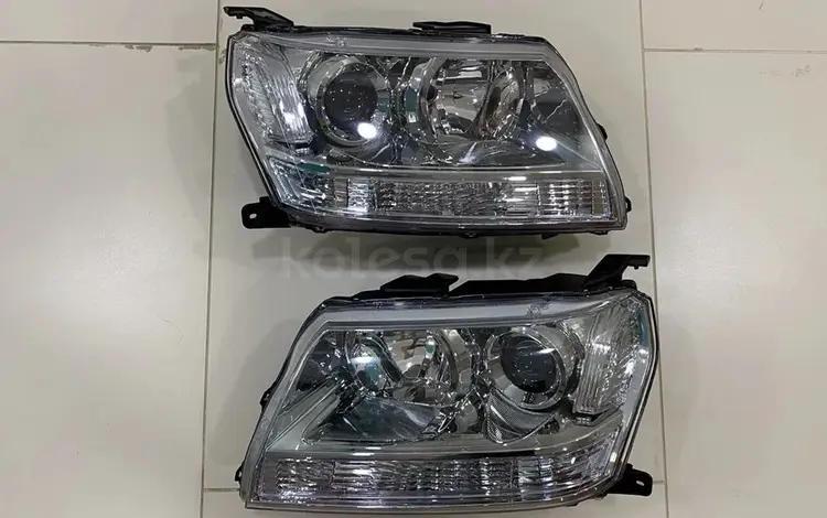 Фара Suzuki Grand Vitara за 1 000 тг. в Астана