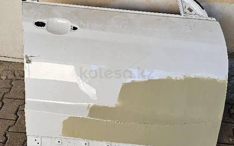 Передняя пассажирский дверь и задний бампер с нижней накладкой за 125 000 тг. в Шымкент