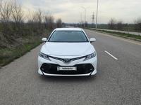 Toyota Camry 2018 года за 11 500 000 тг. в Алматы