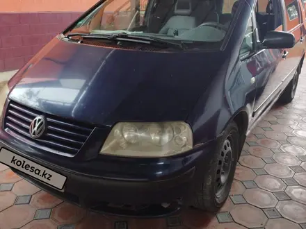 Volkswagen Sharan 2003 годаүшін3 600 000 тг. в Шымкент