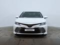 Toyota Camry 2020 года за 12 690 000 тг. в Астана – фото 2