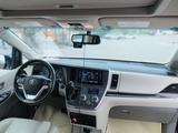 Toyota Sienna 2015 годаүшін11 000 000 тг. в Уральск