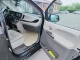 Toyota Sienna 2015 годаүшін11 000 000 тг. в Уральск – фото 5