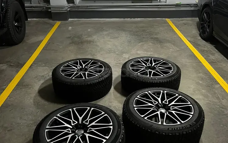Michelin X-Ice North 4 в сборе R21 BMW за 1 000 000 тг. в Астана