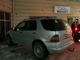 Mercedes-Benz ML 430 1999 года за 2 300 000 тг. в Шымкент