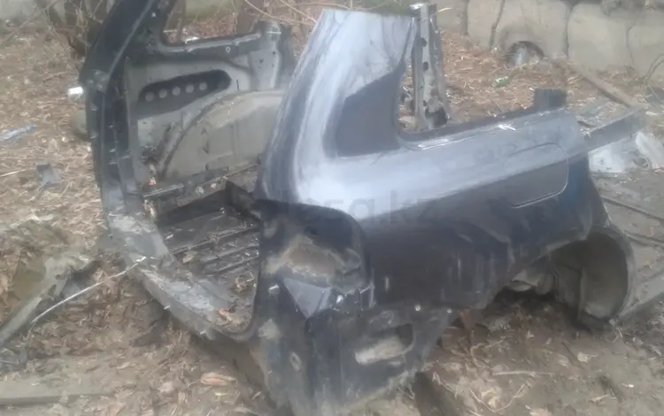 Заднее крыло за 1 000 тг. в Алматы