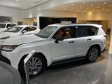 Lexus LX 600 VIP Black Edition 2025 года за 89 990 000 тг. в Уральск – фото 2