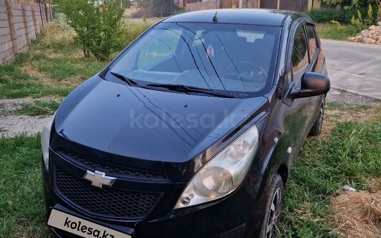 Chevrolet Spark 2013 года за 3 600 000 тг. в Шымкент