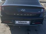 Hyundai Sonata 2021 годаfor13 500 000 тг. в Талдыкорган – фото 3