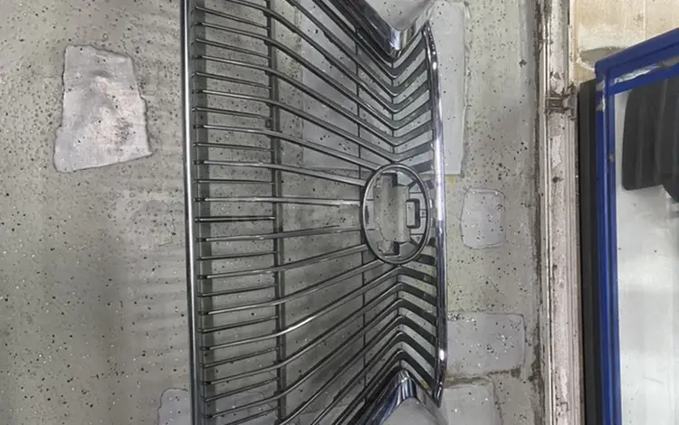 Решетка радиатора за 5 000 тг. в Алматы