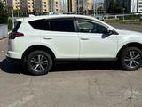 Toyota RAV4 2017 годаүшін10 300 000 тг. в Петропавловск – фото 4