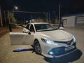 Toyota Camry 2020 года за 12 300 000 тг. в Атырау
